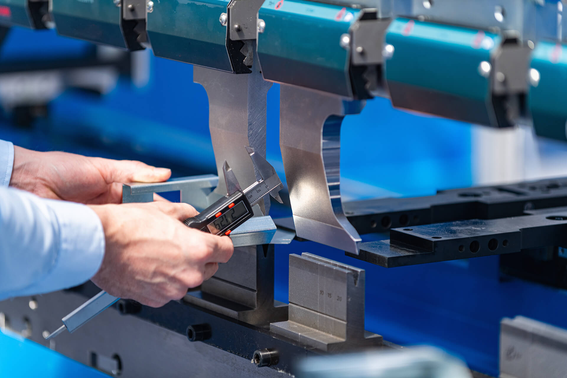 precision-measurement-on-industrial-machine-in-fac-2026-01-05-22-58-19-utc